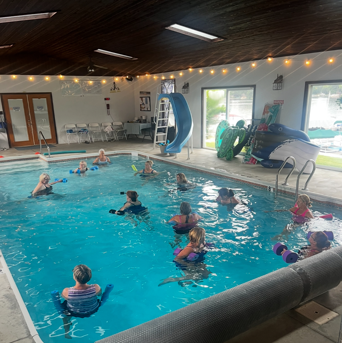 Lakeview_Wellness_Home_500x700_0000_Lakeview Wellness Yoga